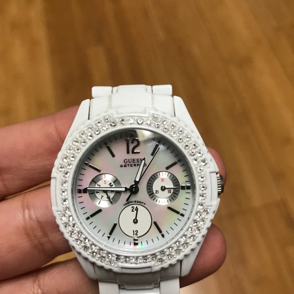 Guess watch in white with a beautiful bezel